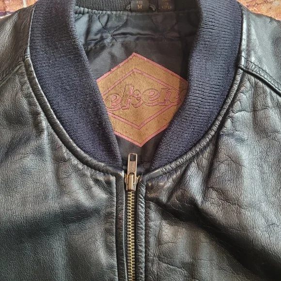 Vintage Men's 'Weekends' Black Genuine Leather Bomber Jacket - Picture 6 of 13